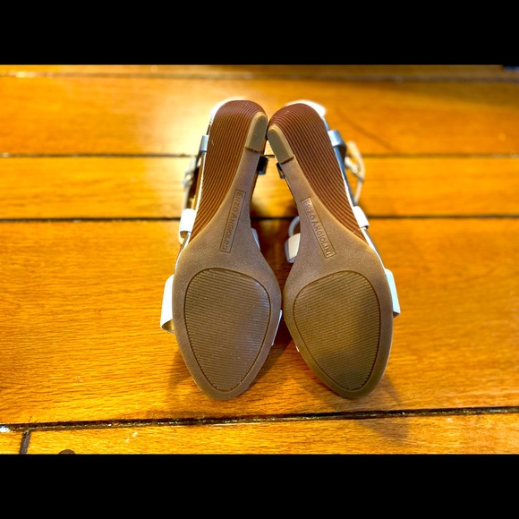 Brand New White Heels 8.5M - Picture 9 of 10